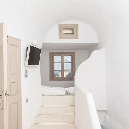 The Globe * 산토리니